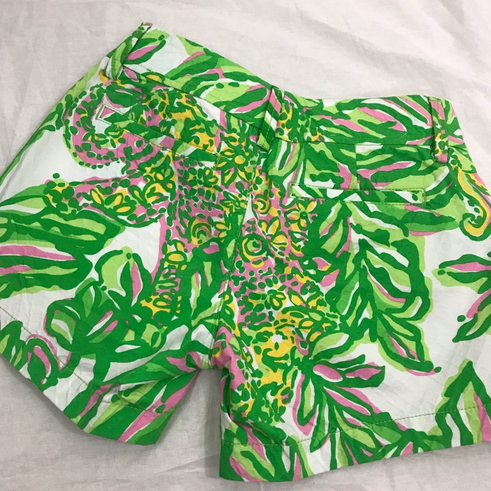 Lilly Pulitzer Shorts - Picture 3 of 4